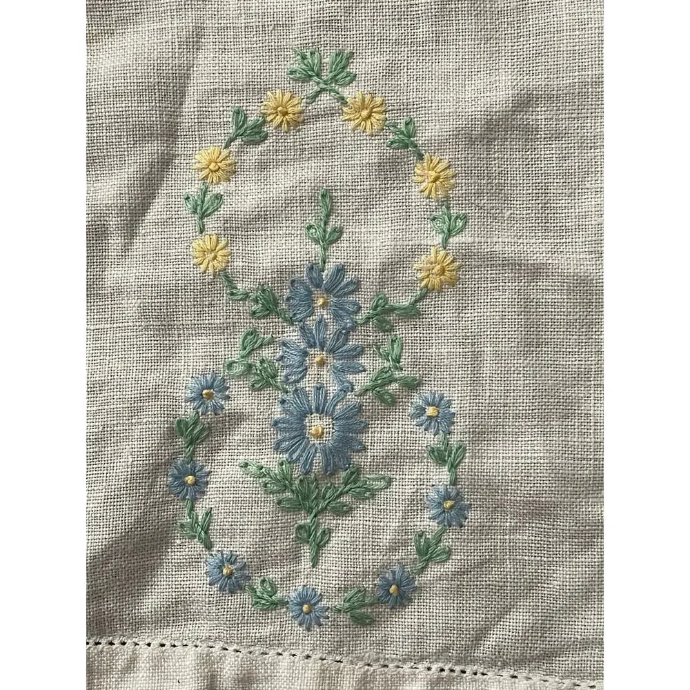 Vintage hand embroidered kerchief